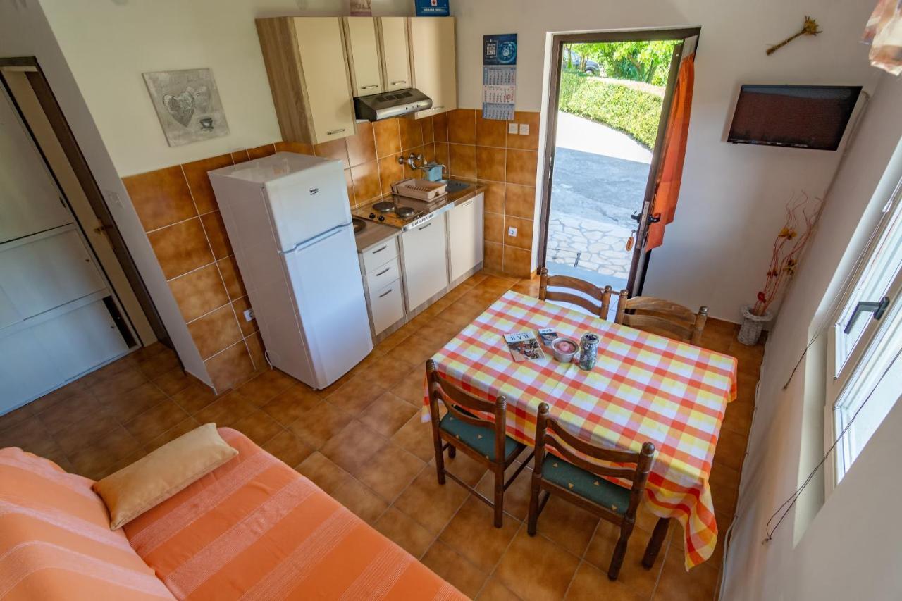 Apartment Dumicic 1 Mundanije Екстер'єр фото